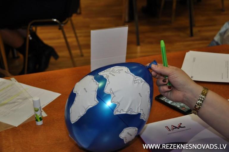 Aktivitātes globālajā izglītībā Rēzeknes novada projektā „Globālās skolas: EYD 2015”